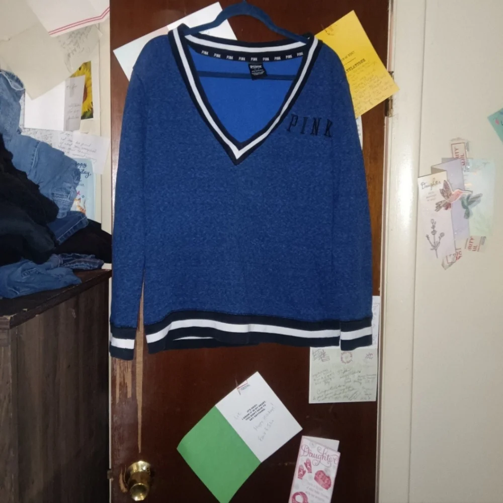 Victoria Secret PINK V neck Sweater Y2K